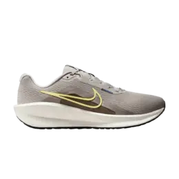 Кроссовки Nike Downshifter 13 'College Grey Soft Yellow', серый fd6454 011 | college grey/cave stone/diffused blue/soft yellow