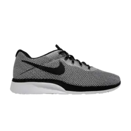 Кроссовки Nike Tanjun Racer 'Black', черный 921669 004 | black/black/white
