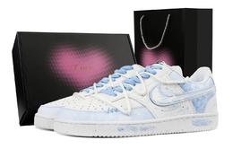 Nike Кроссовки Court Vision 1 Qin Blue Yun Xi Heart Box с низким верхом, устойчивые к истиранию, для скейтбординга, мужские, белые, синие dh2987-101(team459-沁蓝云汐-爱心礼盒) | white blue