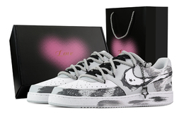 Nike Кроссовки Court Vision Hidden Ink, Heart Box, износостойкие, низкие, для скейтбординга, мужские, белые, серые hm9862-002(team773-隐墨沉墨-爱心礼盒) | white gray