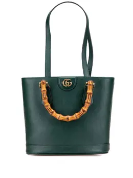 Gucci 2016-2025 Small Calfskin Bamboo Diana Convertible bucket bag 31672095