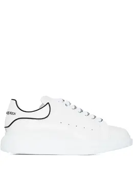 Alexander McQueen Oversized logo-detail sneakers 31549119