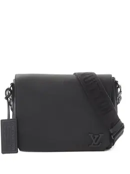 Louis Vuitton 2021-2025 Aerogram Takeoff Messenger crossbody bag 32056300