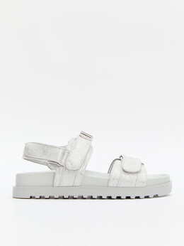 Guess: Серые сандалии 