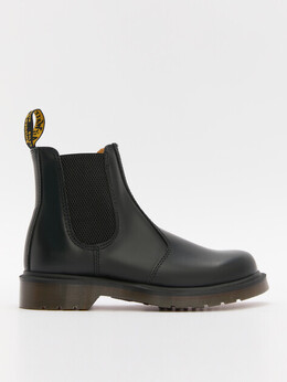 Dr. Martens: Чёрные ботинки 