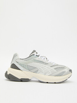 Puma: Светлые кроссовки 