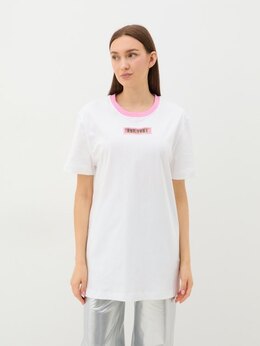 Guess: Белая футболка 