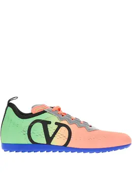 Valentino Garavani: Оранжевые кроссовки 