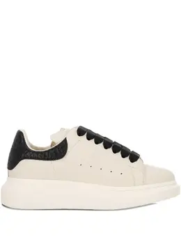 Alexander McQueen Oversized leather low-top sneakers 31286578