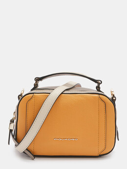 Piquadro: Оранжевая спортивная сумка 