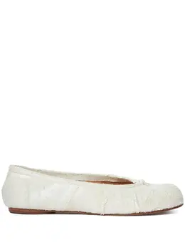 Maison Margiela: Белые балетки  Tabi