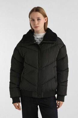 Guess: Зимняя куртка 