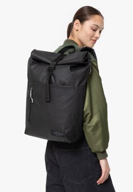 Рюкзак UP ROLL STORM Eastpak, черный ea252n01h-a15 | tarp black