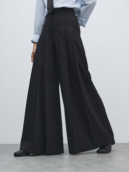 Karl Lagerfeld: Чёрные брюки 