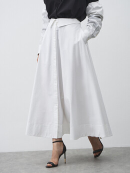 Karl Lagerfeld: Белая юбка 