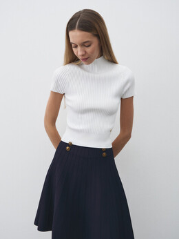 Guess: Белый свитер 