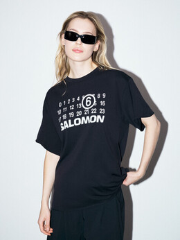 Mm6 Maison Margiela: Чёрная футболка 