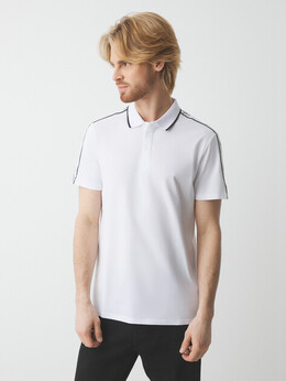 Guess: Белая футболка 