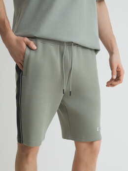 Guess: Зелёные шорты 