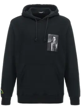 Undercover: Чёрная толстовка 