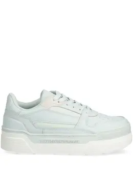 Ea7 Emporio Armani: Светлые кроссовки 