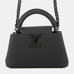 Louis Vuitton: Чёрная сумка на руку 