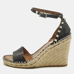 Valentino: Чёрные сандалии  Rockstud