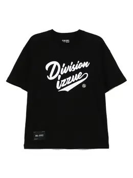 izzue: Чёрная футболка 