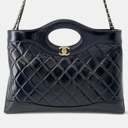 Chanel: Блестящая сумка 