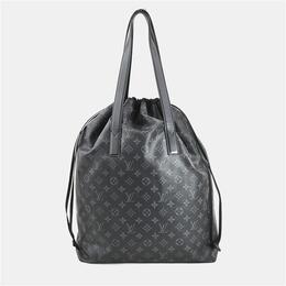 Louis Vuitton: Светлая сумка 