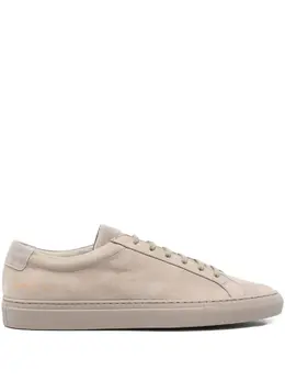 Common Projects: Светлые кроссовки 