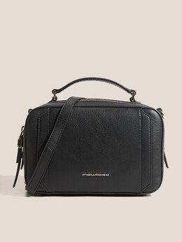 Piquadro: Чёрная спортивная сумка 