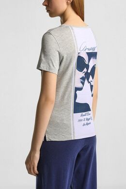 Guess: Серая футболка 