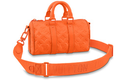 Сумка Keepall Bandouliere 25 Monogram Embossed Orange Louis Vuitton m20930