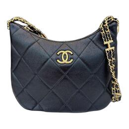 Chanel Черная золотая гладкая кожаная сумка хобо, хиппи сумка, женская сумка через плечо Black as4891-b16572-94305