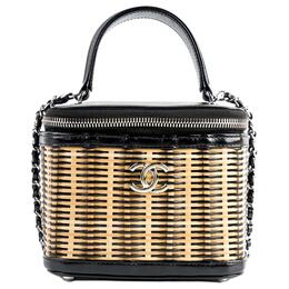 Chanel Кожаная косметичка на цепочке, box bag, сумка через плечо, кроссбоди женская black brown as1352-b01919-c0204