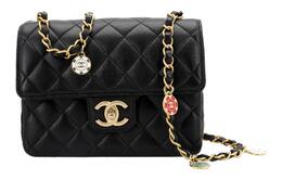 Chanel Сумка из ягненка с цепочкой, через плечо, на плечо женская черная as3737-b09907-94305