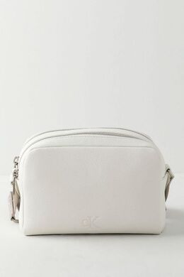 Calvin Klein: Белая сумка 