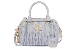 Miu Miu Клатч из мателлированной кожи через плечо кросс-боди женский cornflower blue 5bb123-n88-f0591-v-ooo