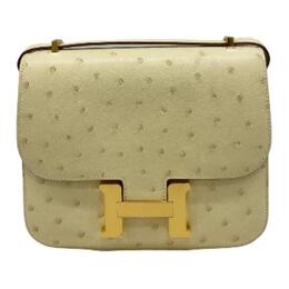 Сумка через плечо Constance Ostrich Leather Kangkang женская Y1 Vanille Vanilla Hermes h083171ccy1