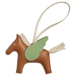 Rodeo Milo Аксессуар для сумки из ягненка и телячьей кожи Swift для женщин Gold & Chalk & Locust Green Hermes, золотой & Chalk & Locust зеленый h083011caby | gold & chalk & locust green