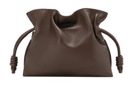 Клатч Flamenco из телячьей кожи наппа шоколадного цвета Loewe, Set (Bag+Dust Bag) a411fc2x37-3606