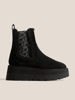 Karl Lagerfeld: Чёрные угги 