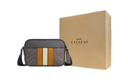 Фотосумка Graham из натуральной и искусственной кожи, наплечная сумка, кросс-боди средний размер женская серая Coach ccg30-qbyff