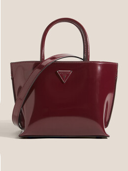 Guess: Бордовая спортивная сумка 