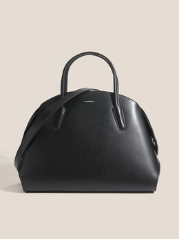 Coccinelle: Чёрная спортивная сумка 